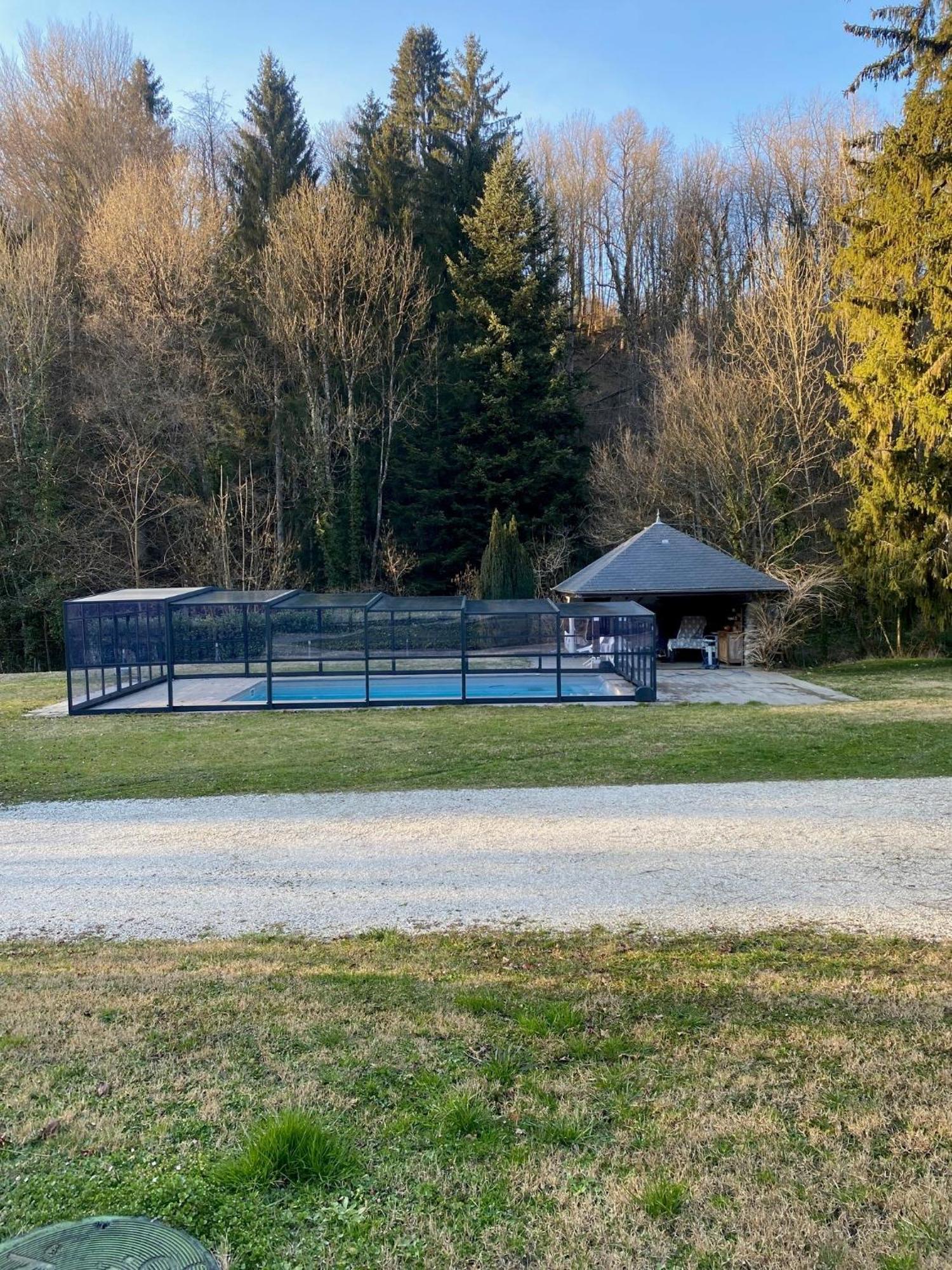 Le Clos Du Tulipier La Chapelle-du-Bard Экстерьер фото